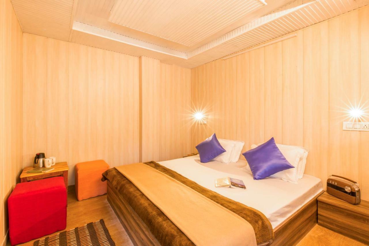 Gostops Dalhousie - Rooms & Dorms Εξωτερικό φωτογραφία